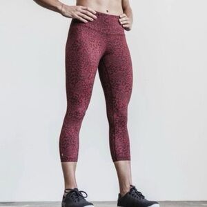Nobull Burgundy Cheetah Print Cropped High Rise Workout Gym Lifting Leggings